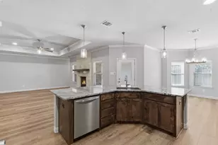 906 Chestnut Grove Dr, Cleburne, TX 76033 - Photo 7