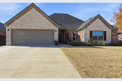 906 Chestnut Grove Drive, Cleburne, TX 76033 - Photo 3