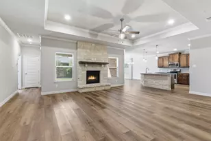 906 Chestnut Grove Dr, Cleburne, TX 76033 - Photo 7