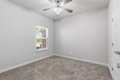 906 Chestnut Grove Drive, Cleburne, TX 76033 - Photo 23