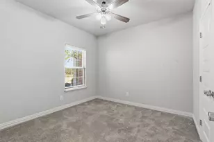 906 Chestnut Grove Dr, Cleburne, TX 76033 - Photo 23