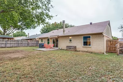 1821 Heidelberg Drive, Fort Worth, TX 76134 - Photo 23