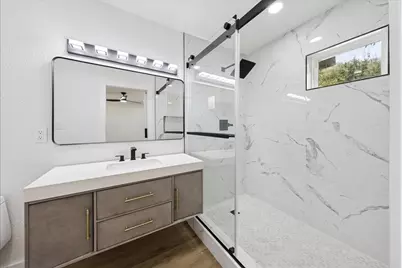 214 Santa Cruz Court, Grand Prairie, TX 75051 - Photo 29