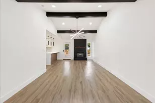 214 Santa Cruz Ct, Grand Prairie, TX 75051 - Photo 11