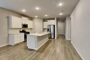 162 Camelia St, Garland, TX 75043 - Photo 3