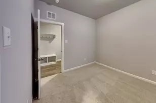 162 Camelia St, Garland, TX 75043 - Photo 11