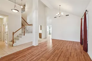 617 Silverbrook Dr, Saginaw, TX 76179 - Photo 5