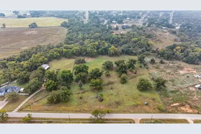 974 Walnut Creek Drive, Springtown, TX 76082 - Photo 13