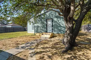 1208 N Church St, McKinney, TX 75069 - Photo 17