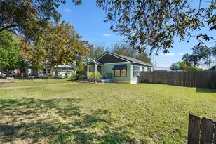 1208 N Church St, McKinney, TX 75069 - Photo 3