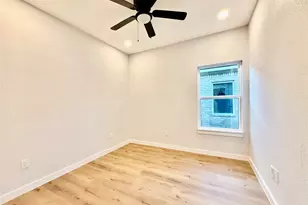 308 SW 14th St, Mineral Wells, TX 76067 - Photo 13