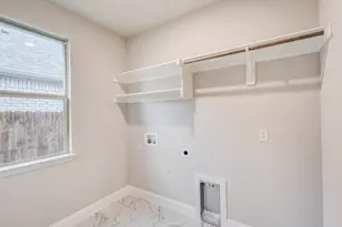 2908 Weslyan Oak St, Bedford, TX 76021 - Photo 13