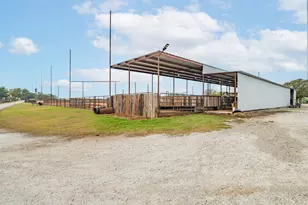 12194 Gholson Rd, Waco, TX 76705 - Photo 5