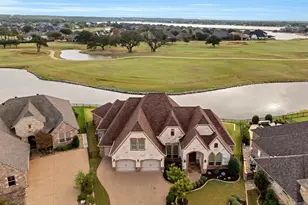 1403 Amsterdam Ct, Granbury, TX 76048 - Photo 3