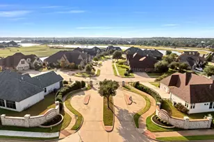 1403 Amsterdam Ct, Granbury, TX 76048 - Photo 25