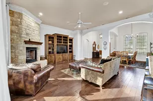 1403 Amsterdam Ct, Granbury, TX 76048 - Photo 7