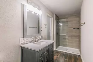 7612 Sommerville Place Rd, Fort Worth, TX 76135 - Photo 25