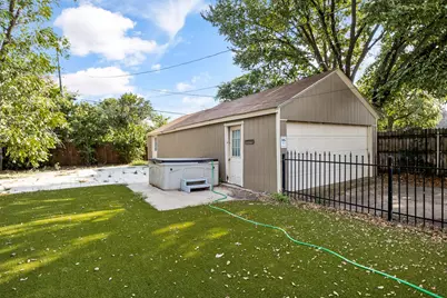 2701 Benbrook Boulevard, Fort Worth, TX 76109 - Photo 17