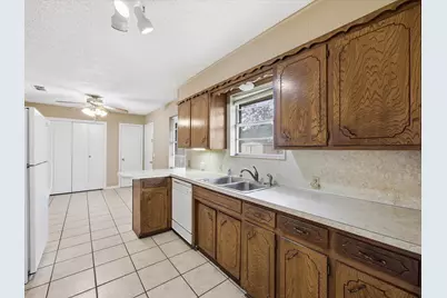 1207 Zahara Street, Bowie, TX 76230 - Photo 15