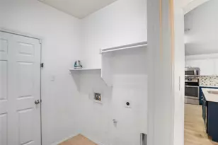 1938 Castaway Dr, Dallas, TX 75051 - Photo 19