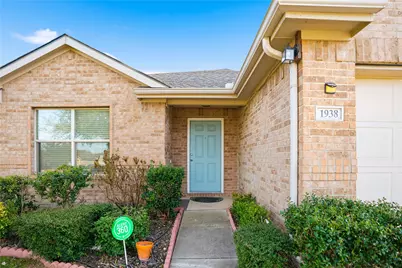 1938 Castaway Drive, Dallas, TX 75051 - Photo 3