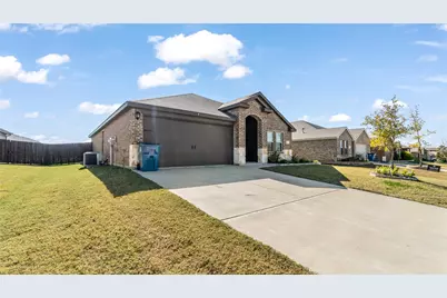 414 Wagon Wheel Drive, Royse City, TX 75189 - Photo 3