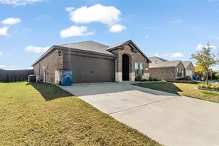 414 Wagon Wheel Dr, Royse City, TX 75189 - Photo 3
