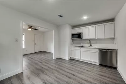 3712 Knox Street, Fort Worth, TX 76119 - Photo 9