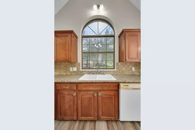 3900 Fox Ridge Road, Lorena, TX 76655 - Photo 11