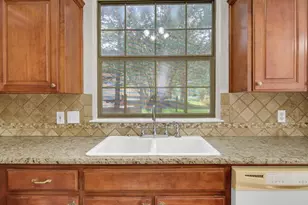 3900 Fox Ridge Rd, Lorena, TX 76655 - Photo 11