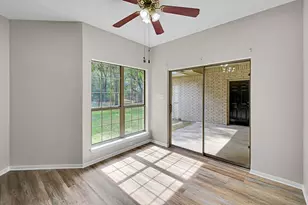 3900 Fox Ridge Rd, Lorena, TX 76655 - Photo 13