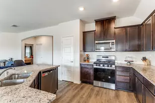 2917 Llano Dr, Little Elm, TX 75068 - Photo 13