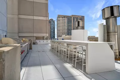 2408 Victory Park Lane #832, Dallas, TX 75219 - Photo 25