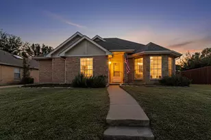 8713 Pheasant Run Dr, Rowlett, TX 75089 - Photo 1