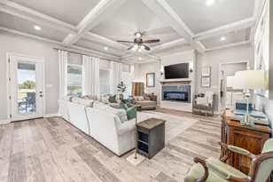 142 Crenshaw Ct, Stephenville, TX 76401 - Photo 7