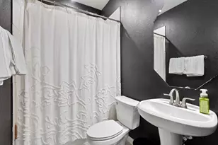 1095 Emilia Dr, Farmersville, TX 75442 - Photo 9