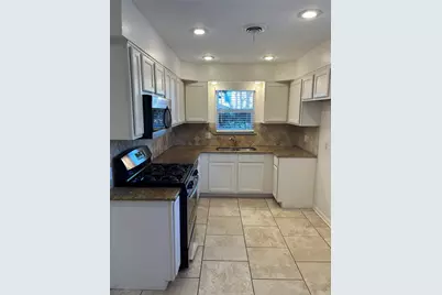 888 Berkinshire Drive, Dallas, TX 75218 - Photo 5