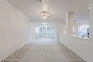 620 Gwyndellons Ln, Grand Prairie, TX 75052 - Photo 9