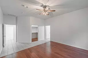 620 Gwyndellons Ln, Grand Prairie, TX 75052 - Photo 23