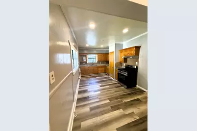 1444 W 6th Avenue, Corsicana, TX 75110 - Photo 13