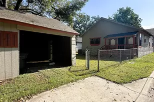1444 W 6th Ave, Corsicana, TX 75110 - Photo 33
