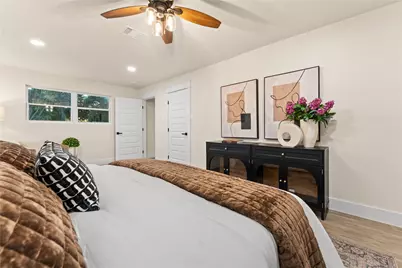 166 Norwood Drive, Woodway, TX 76712 - Photo 13