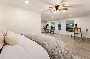 166 Norwood Dr, Woodway, TX 76712 - Photo 9