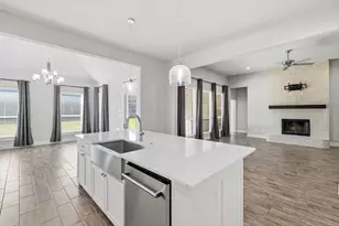 1441 Rocky Springs Trail, Fort Worth, TX 76052 - Photo 11