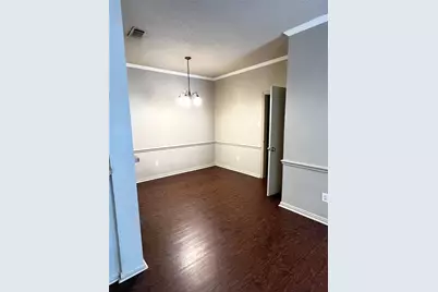 725 Kingston Drive, Grand Prairie, TX 75051 - Photo 5