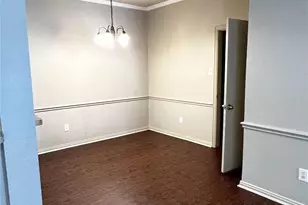 725 Kingston Dr, Grand Prairie, TX 75051 - Photo 5