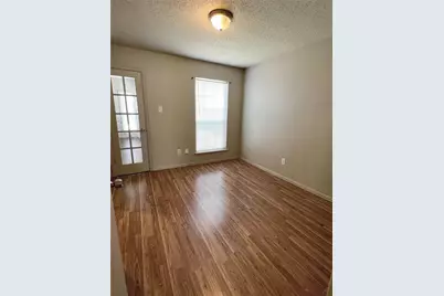 725 Kingston Drive, Grand Prairie, TX 75051 - Photo 23