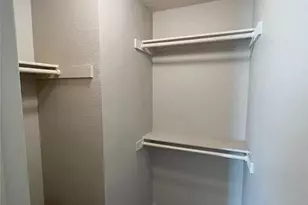 725 Kingston Dr, Grand Prairie, TX 75051 - Photo 21