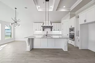 2160 Middlewood Cir, Granbury, TX 76049 - Photo 13