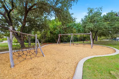 334 Valley Park Drive, Garland, TX 75043 - Photo 37